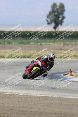 media/May-25-2025-Lets Ride (Sun) [[0ff033e448]]/B Group/1120am (Grapevine)/